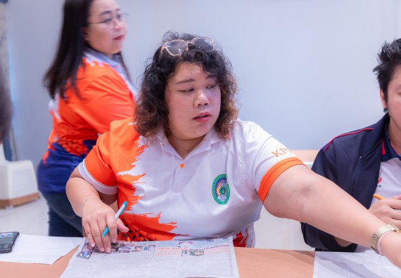 ภาพกิจกรรม  คณะวิทยาศาสตร์และเทคโนโลยี มหาวิทยาลัยราชภัฏกําแพงเพชร เข้าร่วมกิจกรรมการสัมมนาเชิงปฏิบัติการสร้างสรรค์สัมพันธ์ประสิทธิภาพของทีมงาน ในโครงการสัมมนาเชิงปฏิบัติการพัฒนาบุคลากร