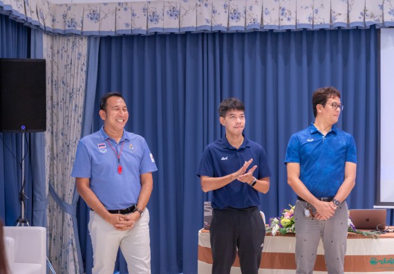 ภาพกิจกรรม  คณะวิทยาศาสตร์และเทคโนโลยี มหาวิทยาลัยราชภัฏกําแพงเพชร เข้าร่วมกิจกรรมการสัมมนาเชิงปฏิบัติการสร้างสรรค์สัมพันธ์ประสิทธิภาพของทีมงาน ในโครงการสัมมนาเชิงปฏิบัติการพัฒนาบุคลากร