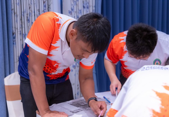 ภาพกิจกรรม  คณะวิทยาศาสตร์และเทคโนโลยี มหาวิทยาลัยราชภัฏกําแพงเพชร เข้าร่วมกิจกรรมการสัมมนาเชิงปฏิบัติการสร้างสรรค์สัมพันธ์ประสิทธิภาพของทีมงาน ในโครงการสัมมนาเชิงปฏิบัติการพัฒนาบุคลากร