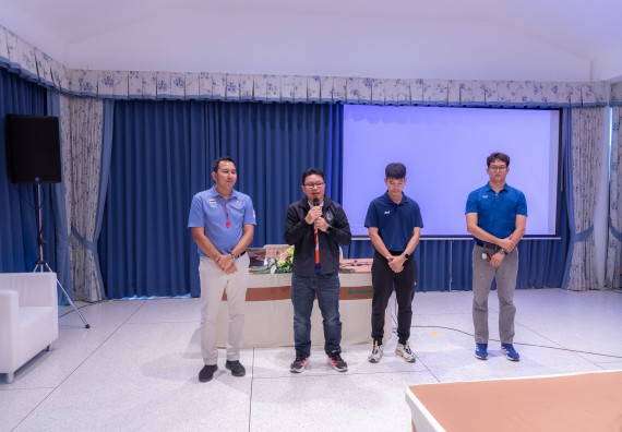 ภาพกิจกรรม  คณะวิทยาศาสตร์และเทคโนโลยี มหาวิทยาลัยราชภัฏกําแพงเพชร เข้าร่วมกิจกรรมการสัมมนาเชิงปฏิบัติการสร้างสรรค์สัมพันธ์ประสิทธิภาพของทีมงาน ในโครงการสัมมนาเชิงปฏิบัติการพัฒนาบุคลากร