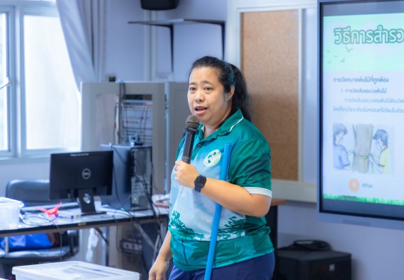 ภาพกิจกรรม คณะวิทยาศาสตร์และเทคโนโลยี มหาวิทยาลัยราชภัฏกำแพงเพชร ร่วมกับโรงเรียนคลองขลุงราษฎร์รังสรรค์ กำหนดจัดกิจกรรมค่ายบูรณาการวิทยาศาสตร์ คณิตศาสตร์และเทคโนโลยีเพื่อส่งเสริมนักเรียนในโครงการห้องเรียนพิเศษ (E-SMART) 