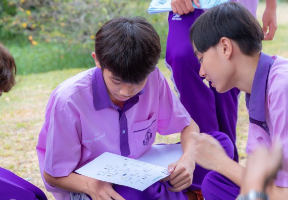 ภาพกิจกรรม คณะวิทยาศาสตร์และเทคโนโลยี มหาวิทยาลัยราชภัฏกำแพงเพชร ร่วมกับโรงเรียนคลองขลุงราษฎร์รังสรรค์ กำหนดจัดกิจกรรมค่ายบูรณาการวิทยาศาสตร์ คณิตศาสตร์และเทคโนโลยีเพื่อส่งเสริมนักเรียนในโครงการห้องเรียนพิเศษ (E-SMART) 