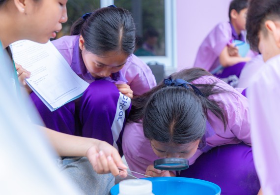 ภาพกิจกรรม คณะวิทยาศาสตร์และเทคโนโลยี มหาวิทยาลัยราชภัฏกำแพงเพชร ร่วมกับโรงเรียนคลองขลุงราษฎร์รังสรรค์ กำหนดจัดกิจกรรมค่ายบูรณาการวิทยาศาสตร์ คณิตศาสตร์และเทคโนโลยีเพื่อส่งเสริมนักเรียนในโครงการห้องเรียนพิเศษ (E-SMART) 