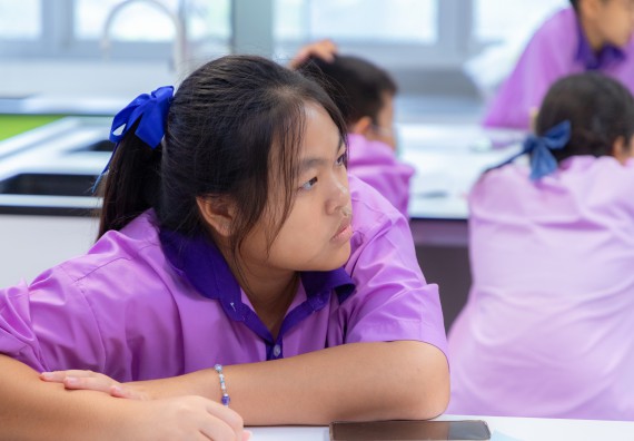 ภาพกิจกรรม คณะวิทยาศาสตร์และเทคโนโลยี มหาวิทยาลัยราชภัฏกำแพงเพชร ร่วมกับโรงเรียนคลองขลุงราษฎร์รังสรรค์ กำหนดจัดกิจกรรมค่ายบูรณาการวิทยาศาสตร์ คณิตศาสตร์และเทคโนโลยีเพื่อส่งเสริมนักเรียนในโครงการห้องเรียนพิเศษ (E-SMART) 