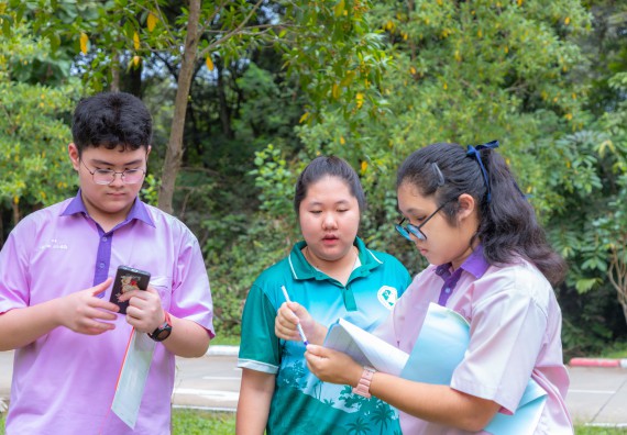 ภาพกิจกรรม คณะวิทยาศาสตร์และเทคโนโลยี มหาวิทยาลัยราชภัฏกำแพงเพชร ร่วมกับโรงเรียนคลองขลุงราษฎร์รังสรรค์ กำหนดจัดกิจกรรมค่ายบูรณาการวิทยาศาสตร์ คณิตศาสตร์และเทคโนโลยีเพื่อส่งเสริมนักเรียนในโครงการห้องเรียนพิเศษ (E-SMART) 