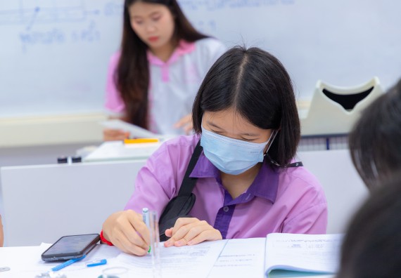 ภาพกิจกรรม คณะวิทยาศาสตร์และเทคโนโลยี มหาวิทยาลัยราชภัฏกำแพงเพชร ร่วมกับโรงเรียนคลองขลุงราษฎร์รังสรรค์ กำหนดจัดกิจกรรมค่ายบูรณาการวิทยาศาสตร์ คณิตศาสตร์และเทคโนโลยีเพื่อส่งเสริมนักเรียนในโครงการห้องเรียนพิเศษ (E-SMART) 