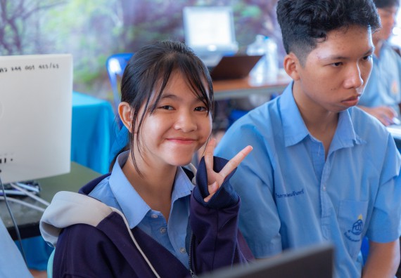 ภาพกิจกรรม  คณะวิทยาศาสตร์และเทคโนโลยี มหาวิทยาลัยราชภัฏกําแพงเพชร จัดกิจกรรมอบรมเชิงปฏิบัติการ เรื่อง การพัฒนาทักษะสะเต็ม ผ่าน Roblox ตามโครงการการพัฒนานวัตกรรมด้านสะเต็ม