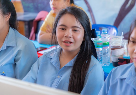 ภาพกิจกรรม  คณะวิทยาศาสตร์และเทคโนโลยี มหาวิทยาลัยราชภัฏกําแพงเพชร จัดกิจกรรมอบรมเชิงปฏิบัติการ เรื่อง การพัฒนาทักษะสะเต็ม ผ่าน Roblox ตามโครงการการพัฒนานวัตกรรมด้านสะเต็ม