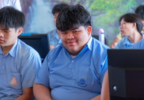 ภาพกิจกรรม  คณะวิทยาศาสตร์และเทคโนโลยี มหาวิทยาลัยราชภัฏกําแพงเพชร จัดกิจกรรมอบรมเชิงปฏิบัติการ เรื่อง การพัฒนาทักษะสะเต็ม ผ่าน Roblox ตามโครงการการพัฒนานวัตกรรมด้านสะเต็ม