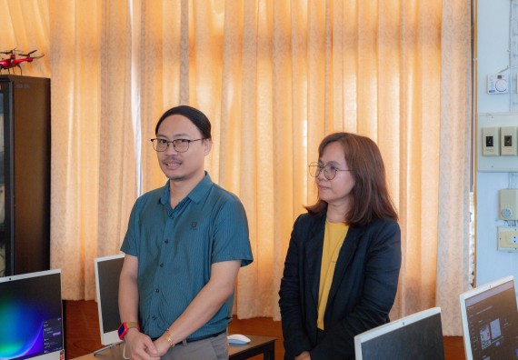 ภาพกิจกรรม  คณะวิทยาศาสตร์และเทคโนโลยี มหาวิทยาลัยราชภัฏกําแพงเพชร จัดกิจกรรมอบรมเชิงปฏิบัติการ เรื่อง การพัฒนาทักษะสะเต็ม ผ่าน Roblox ตามโครงการการพัฒนานวัตกรรมด้านสะเต็ม