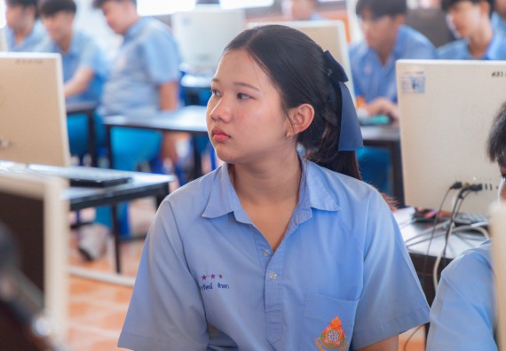 ภาพกิจกรรม  คณะวิทยาศาสตร์และเทคโนโลยี มหาวิทยาลัยราชภัฏกําแพงเพชร จัดกิจกรรมอบรมเชิงปฏิบัติการ เรื่อง การพัฒนาทักษะสะเต็ม ผ่าน Roblox ตามโครงการการพัฒนานวัตกรรมด้านสะเต็ม