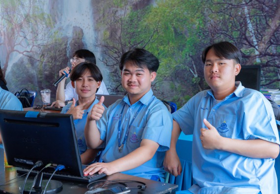 ภาพกิจกรรม  คณะวิทยาศาสตร์และเทคโนโลยี มหาวิทยาลัยราชภัฏกําแพงเพชร จัดกิจกรรมอบรมเชิงปฏิบัติการ เรื่อง การพัฒนาทักษะสะเต็ม ผ่าน Roblox ตามโครงการการพัฒนานวัตกรรมด้านสะเต็ม