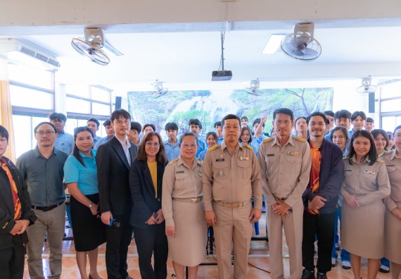 ภาพกิจกรรม  คณะวิทยาศาสตร์และเทคโนโลยี มหาวิทยาลัยราชภัฏกําแพงเพชร จัดกิจกรรมอบรมเชิงปฏิบัติการ เรื่อง การพัฒนาทักษะสะเต็ม ผ่าน Roblox ตามโครงการการพัฒนานวัตกรรมด้านสะเต็ม