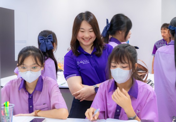 ภาพกิจกรรม คณะวิทยาศาสตร์และเทคโนโลยี มหาวิทยาลัยราชภัฏกำแพงเพชร ร่วมกับโรงเรียนคลองขลุงราษฎร์รังสรรค์ กำหนดจัดกิจกรรมค่ายบูรณาการวิทยาศาสตร์ คณิตศาสตร์และเทคโนโลยีเพื่อส่งเสริมนักเรียนในโครงการห้องเรียนพิเศษ (E-SMART) 