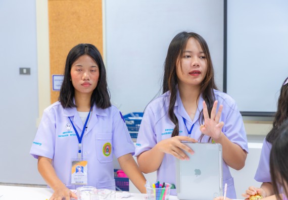 ภาพกิจกรรม คณะวิทยาศาสตร์และเทคโนโลยี มหาวิทยาลัยราชภัฏกำแพงเพชร ร่วมกับโรงเรียนคลองขลุงราษฎร์รังสรรค์ กำหนดจัดกิจกรรมค่ายบูรณาการวิทยาศาสตร์ คณิตศาสตร์และเทคโนโลยีเพื่อส่งเสริมนักเรียนในโครงการห้องเรียนพิเศษ (E-SMART) 