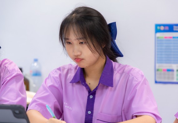 ภาพกิจกรรม คณะวิทยาศาสตร์และเทคโนโลยี มหาวิทยาลัยราชภัฏกำแพงเพชร ร่วมกับโรงเรียนคลองขลุงราษฎร์รังสรรค์ กำหนดจัดกิจกรรมค่ายบูรณาการวิทยาศาสตร์ คณิตศาสตร์และเทคโนโลยีเพื่อส่งเสริมนักเรียนในโครงการห้องเรียนพิเศษ (E-SMART) 