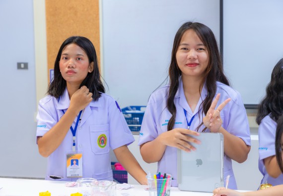 ภาพกิจกรรม คณะวิทยาศาสตร์และเทคโนโลยี มหาวิทยาลัยราชภัฏกำแพงเพชร ร่วมกับโรงเรียนคลองขลุงราษฎร์รังสรรค์ กำหนดจัดกิจกรรมค่ายบูรณาการวิทยาศาสตร์ คณิตศาสตร์และเทคโนโลยีเพื่อส่งเสริมนักเรียนในโครงการห้องเรียนพิเศษ (E-SMART) 