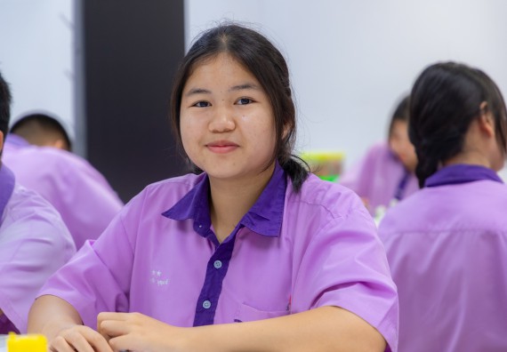 ภาพกิจกรรม คณะวิทยาศาสตร์และเทคโนโลยี มหาวิทยาลัยราชภัฏกำแพงเพชร ร่วมกับโรงเรียนคลองขลุงราษฎร์รังสรรค์ กำหนดจัดกิจกรรมค่ายบูรณาการวิทยาศาสตร์ คณิตศาสตร์และเทคโนโลยีเพื่อส่งเสริมนักเรียนในโครงการห้องเรียนพิเศษ (E-SMART) 