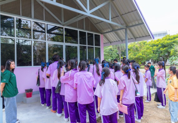 ภาพกิจกรรม คณะวิทยาศาสตร์และเทคโนโลยี มหาวิทยาลัยราชภัฏกำแพงเพชร ร่วมกับโรงเรียนคลองขลุงราษฎร์รังสรรค์ กำหนดจัดกิจกรรมค่ายบูรณาการวิทยาศาสตร์ คณิตศาสตร์และเทคโนโลยีเพื่อส่งเสริมนักเรียนในโครงการห้องเรียนพิเศษ (E-SMART) 