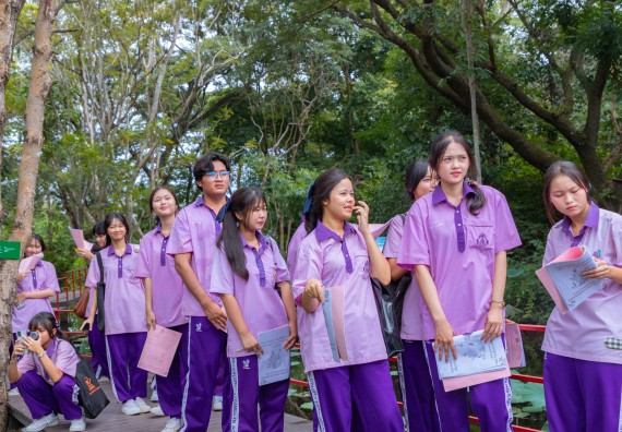 ภาพกิจกรรม คณะวิทยาศาสตร์และเทคโนโลยี มหาวิทยาลัยราชภัฏกำแพงเพชร ร่วมกับโรงเรียนคลองขลุงราษฎร์รังสรรค์ กำหนดจัดกิจกรรมค่ายบูรณาการวิทยาศาสตร์ คณิตศาสตร์และเทคโนโลยีเพื่อส่งเสริมนักเรียนในโครงการห้องเรียนพิเศษ (E-SMART) 