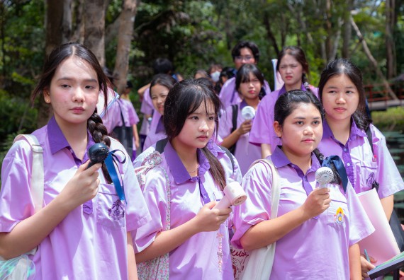 ภาพกิจกรรม คณะวิทยาศาสตร์และเทคโนโลยี มหาวิทยาลัยราชภัฏกำแพงเพชร ร่วมกับโรงเรียนคลองขลุงราษฎร์รังสรรค์ กำหนดจัดกิจกรรมค่ายบูรณาการวิทยาศาสตร์ คณิตศาสตร์และเทคโนโลยีเพื่อส่งเสริมนักเรียนในโครงการห้องเรียนพิเศษ (E-SMART) 