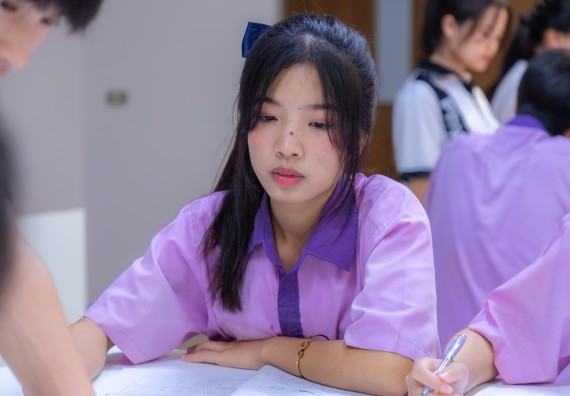 ภาพกิจกรรม คณะวิทยาศาสตร์และเทคโนโลยี มหาวิทยาลัยราชภัฏกำแพงเพชร ร่วมกับโรงเรียนคลองขลุงราษฎร์รังสรรค์ กำหนดจัดกิจกรรมค่ายบูรณาการวิทยาศาสตร์ คณิตศาสตร์และเทคโนโลยีเพื่อส่งเสริมนักเรียนในโครงการห้องเรียนพิเศษ (E-SMART) 