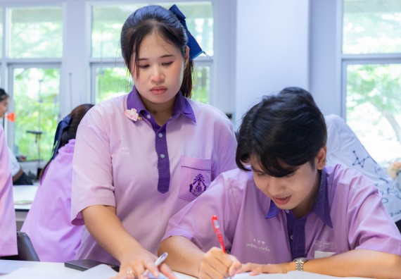 ภาพกิจกรรม คณะวิทยาศาสตร์และเทคโนโลยี มหาวิทยาลัยราชภัฏกำแพงเพชร ร่วมกับโรงเรียนคลองขลุงราษฎร์รังสรรค์ กำหนดจัดกิจกรรมค่ายบูรณาการวิทยาศาสตร์ คณิตศาสตร์และเทคโนโลยีเพื่อส่งเสริมนักเรียนในโครงการห้องเรียนพิเศษ (E-SMART) 