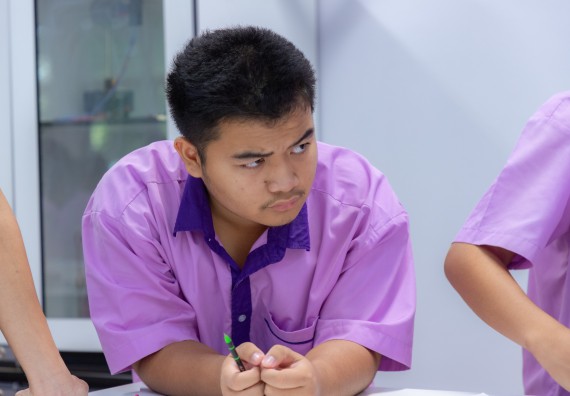 ภาพกิจกรรม คณะวิทยาศาสตร์และเทคโนโลยี มหาวิทยาลัยราชภัฏกำแพงเพชร ร่วมกับโรงเรียนคลองขลุงราษฎร์รังสรรค์ กำหนดจัดกิจกรรมค่ายบูรณาการวิทยาศาสตร์ คณิตศาสตร์และเทคโนโลยีเพื่อส่งเสริมนักเรียนในโครงการห้องเรียนพิเศษ (E-SMART) 