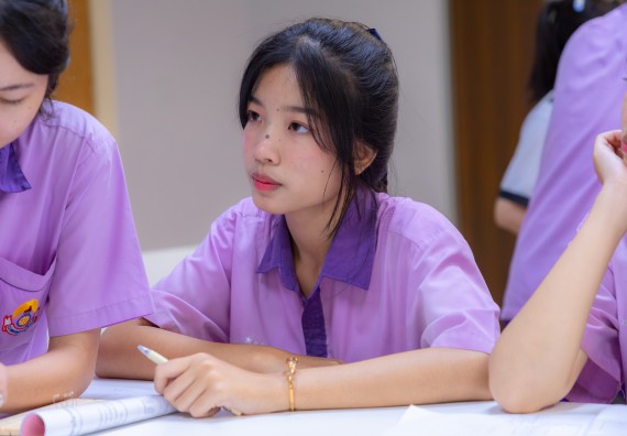 ภาพกิจกรรม คณะวิทยาศาสตร์และเทคโนโลยี มหาวิทยาลัยราชภัฏกำแพงเพชร ร่วมกับโรงเรียนคลองขลุงราษฎร์รังสรรค์ กำหนดจัดกิจกรรมค่ายบูรณาการวิทยาศาสตร์ คณิตศาสตร์และเทคโนโลยีเพื่อส่งเสริมนักเรียนในโครงการห้องเรียนพิเศษ (E-SMART) 