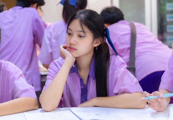 ภาพกิจกรรม คณะวิทยาศาสตร์และเทคโนโลยี มหาวิทยาลัยราชภัฏกำแพงเพชร ร่วมกับโรงเรียนคลองขลุงราษฎร์รังสรรค์ กำหนดจัดกิจกรรมค่ายบูรณาการวิทยาศาสตร์ คณิตศาสตร์และเทคโนโลยีเพื่อส่งเสริมนักเรียนในโครงการห้องเรียนพิเศษ (E-SMART) 