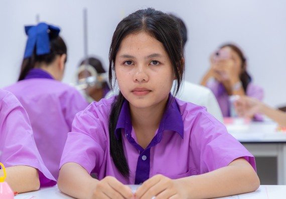 ภาพกิจกรรม คณะวิทยาศาสตร์และเทคโนโลยี มหาวิทยาลัยราชภัฏกำแพงเพชร ร่วมกับโรงเรียนคลองขลุงราษฎร์รังสรรค์ กำหนดจัดกิจกรรมค่ายบูรณาการวิทยาศาสตร์ คณิตศาสตร์และเทคโนโลยีเพื่อส่งเสริมนักเรียนในโครงการห้องเรียนพิเศษ (E-SMART) 