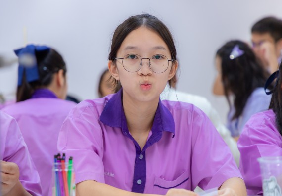 ภาพกิจกรรม คณะวิทยาศาสตร์และเทคโนโลยี มหาวิทยาลัยราชภัฏกำแพงเพชร ร่วมกับโรงเรียนคลองขลุงราษฎร์รังสรรค์ กำหนดจัดกิจกรรมค่ายบูรณาการวิทยาศาสตร์ คณิตศาสตร์และเทคโนโลยีเพื่อส่งเสริมนักเรียนในโครงการห้องเรียนพิเศษ (E-SMART) 