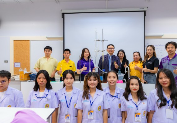 ภาพกิจกรรม คณะวิทยาศาสตร์และเทคโนโลยี มหาวิทยาลัยราชภัฏกำแพงเพชร ร่วมกับโรงเรียนคลองขลุงราษฎร์รังสรรค์ กำหนดจัดกิจกรรมค่ายบูรณาการวิทยาศาสตร์ คณิตศาสตร์และเทคโนโลยีเพื่อส่งเสริมนักเรียนในโครงการห้องเรียนพิเศษ (E-SMART) 