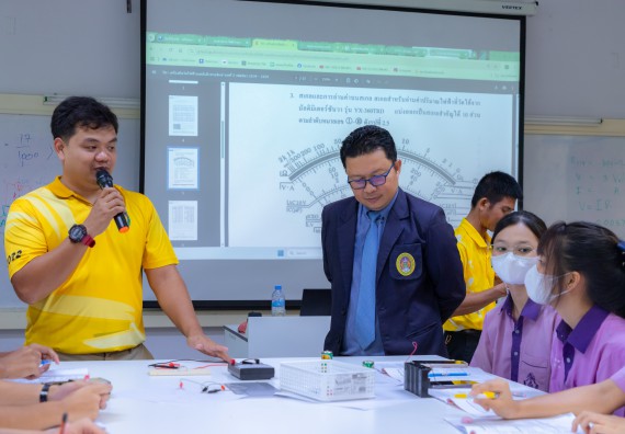 ภาพกิจกรรม คณะวิทยาศาสตร์และเทคโนโลยี มหาวิทยาลัยราชภัฏกำแพงเพชร ร่วมกับโรงเรียนคลองขลุงราษฎร์รังสรรค์ กำหนดจัดกิจกรรมค่ายบูรณาการวิทยาศาสตร์ คณิตศาสตร์และเทคโนโลยีเพื่อส่งเสริมนักเรียนในโครงการห้องเรียนพิเศษ (E-SMART) 