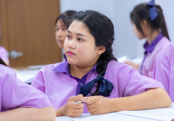 ภาพกิจกรรม คณะวิทยาศาสตร์และเทคโนโลยี มหาวิทยาลัยราชภัฏกำแพงเพชร ร่วมกับโรงเรียนคลองขลุงราษฎร์รังสรรค์ กำหนดจัดกิจกรรมค่ายบูรณาการวิทยาศาสตร์ คณิตศาสตร์และเทคโนโลยีเพื่อส่งเสริมนักเรียนในโครงการห้องเรียนพิเศษ (E-SMART) 