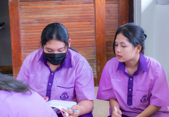 ภาพกิจกรรม คณะวิทยาศาสตร์และเทคโนโลยี มหาวิทยาลัยราชภัฏกำแพงเพชร ร่วมกับโรงเรียนคลองขลุงราษฎร์รังสรรค์ กำหนดจัดกิจกรรมค่ายบูรณาการวิทยาศาสตร์ คณิตศาสตร์และเทคโนโลยีเพื่อส่งเสริมนักเรียนในโครงการห้องเรียนพิเศษ (E-SMART) 