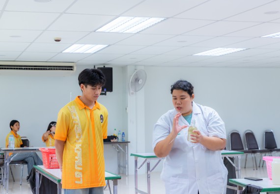 ภาพกิจกรรม คณะวิทยาศาสตร์และเทคโนโลยี มหาวิทยาลัยราชภัฏกำแพงเพชร ร่วมกับโรงเรียนคลองขลุงราษฎร์รังสรรค์ กำหนดจัดกิจกรรมค่ายบูรณาการวิทยาศาสตร์ คณิตศาสตร์และเทคโนโลยีเพื่อส่งเสริมนักเรียนในโครงการห้องเรียนพิเศษ (E-SMART) 