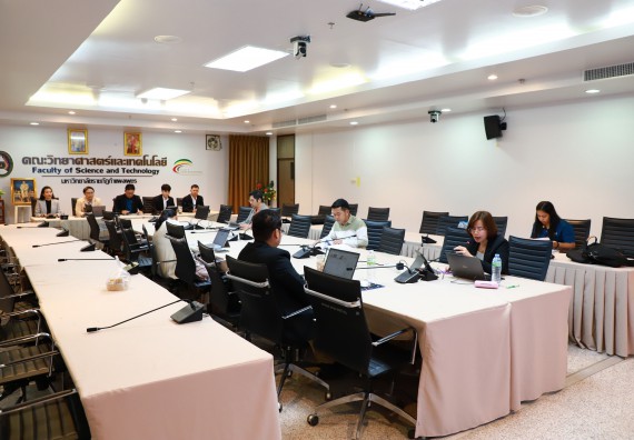 ภาพกิจกรรม  สาขาวิชาคณิตศาสตร์ คณะวิทยาศาสตร์และเทคโนโลยี มหาวิทยาลัยราชภัฏกำแพงเพชร จัดกิจกรรมตรวจประเมินคุณภาพการศึกษาภายใน ระดับหลักสูตร ตามเกณฑ์ AUN-QA สาขาวิชาคณิตศาสตร์