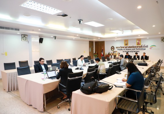 ภาพกิจกรรม  สาขาวิชาคณิตศาสตร์ คณะวิทยาศาสตร์และเทคโนโลยี มหาวิทยาลัยราชภัฏกำแพงเพชร จัดกิจกรรมตรวจประเมินคุณภาพการศึกษาภายใน ระดับหลักสูตร ตามเกณฑ์ AUN-QA สาขาวิชาคณิตศาสตร์