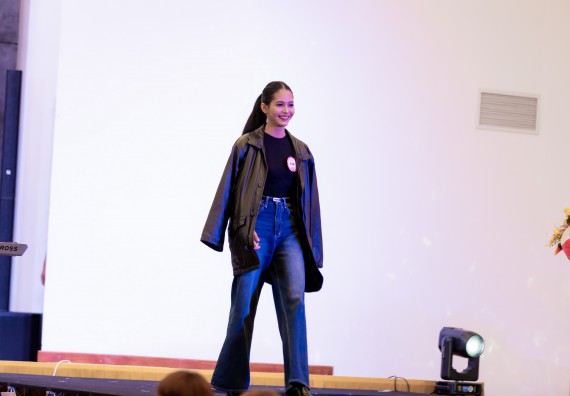 ภาพกิจกรรม   คณะวิทยาศาสตร์และเทคโนโลยี จัดกิจกรรมเสริมสร้างคุณธรรม จริยธรรม และมีจิตอาสาอย่างสร้างสรรค์ คณะวิทยาศาสตร์และเทคโนโลยี