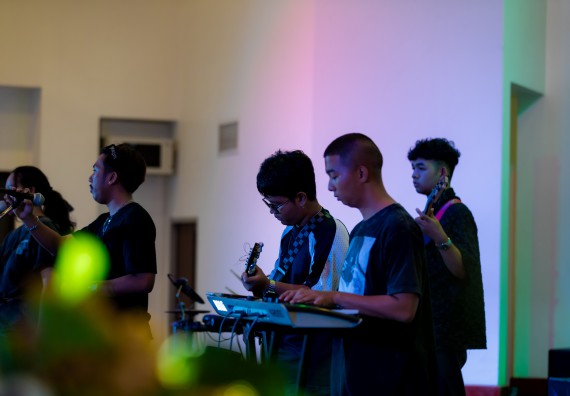 ภาพกิจกรรม   คณะวิทยาศาสตร์และเทคโนโลยี จัดกิจกรรมเสริมสร้างคุณธรรม จริยธรรม และมีจิตอาสาอย่างสร้างสรรค์ คณะวิทยาศาสตร์และเทคโนโลยี