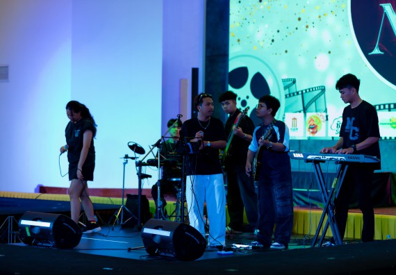 ภาพกิจกรรม   คณะวิทยาศาสตร์และเทคโนโลยี จัดกิจกรรมเสริมสร้างคุณธรรม จริยธรรม และมีจิตอาสาอย่างสร้างสรรค์ คณะวิทยาศาสตร์และเทคโนโลยี