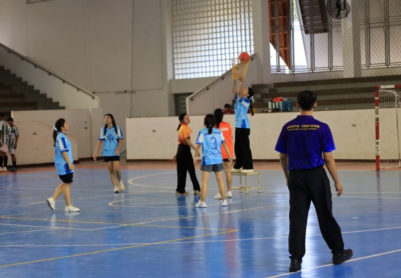 ภาพกิจกรรม  คณะวิทยาศาสตร์และเทคโนโลยี จัดกิจกรรมส่งเสริมสุขภาพสร้างสรรค์ศิลป์นักศึกษา