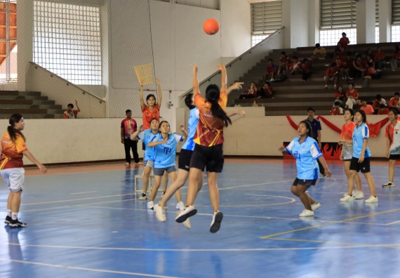 ภาพกิจกรรม  คณะวิทยาศาสตร์และเทคโนโลยี จัดกิจกรรมส่งเสริมสุขภาพสร้างสรรค์ศิลป์นักศึกษา