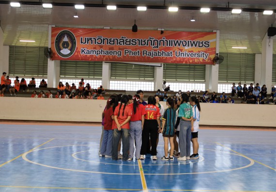 ภาพกิจกรรม  คณะวิทยาศาสตร์และเทคโนโลยี จัดกิจกรรมส่งเสริมสุขภาพสร้างสรรค์ศิลป์นักศึกษา