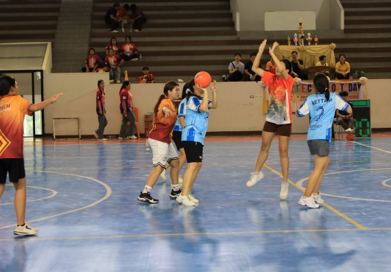 ภาพกิจกรรม  คณะวิทยาศาสตร์และเทคโนโลยี จัดกิจกรรมส่งเสริมสุขภาพสร้างสรรค์ศิลป์นักศึกษา