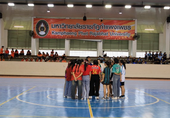 ภาพกิจกรรม  คณะวิทยาศาสตร์และเทคโนโลยี จัดกิจกรรมส่งเสริมสุขภาพสร้างสรรค์ศิลป์นักศึกษา