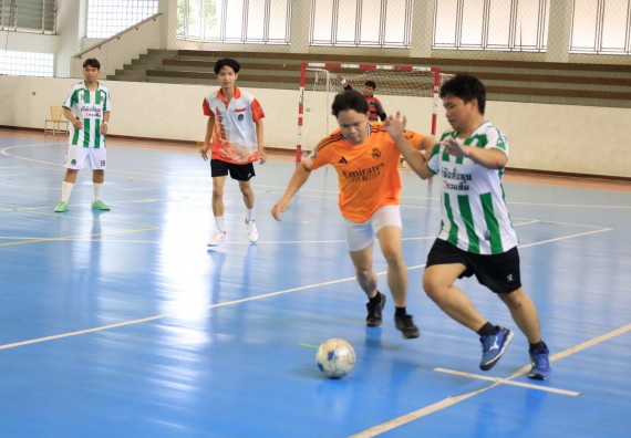 ภาพกิจกรรม  คณะวิทยาศาสตร์และเทคโนโลยี จัดกิจกรรมส่งเสริมสุขภาพสร้างสรรค์ศิลป์นักศึกษา