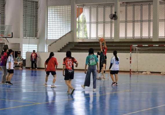 ภาพกิจกรรม  คณะวิทยาศาสตร์และเทคโนโลยี จัดกิจกรรมส่งเสริมสุขภาพสร้างสรรค์ศิลป์นักศึกษา