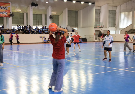 ภาพกิจกรรม  คณะวิทยาศาสตร์และเทคโนโลยี จัดกิจกรรมส่งเสริมสุขภาพสร้างสรรค์ศิลป์นักศึกษา